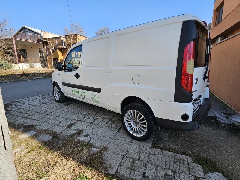 Fiat Doblo 1.6 Бензин/Метан 109к.с. MAXI База, снимка 6 - Автомобили и джипове - 48860324