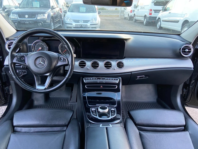 Mercedes-Benz E 220 2018, снимка 15 - Автомобили и джипове - 51827190