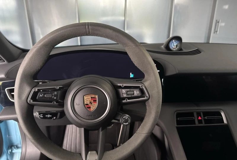 Porsche Taycan 4S/FACELIFT/SPORT CHRONO/BOSE/PANO/360/, снимка 11 - Автомобили и джипове - 52212867