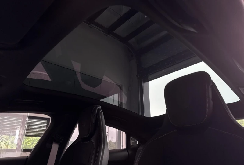 Porsche Taycan 4S/FACELIFT/SPORT CHRONO/BOSE/PANO/360/, снимка 9 - Автомобили и джипове - 52212867