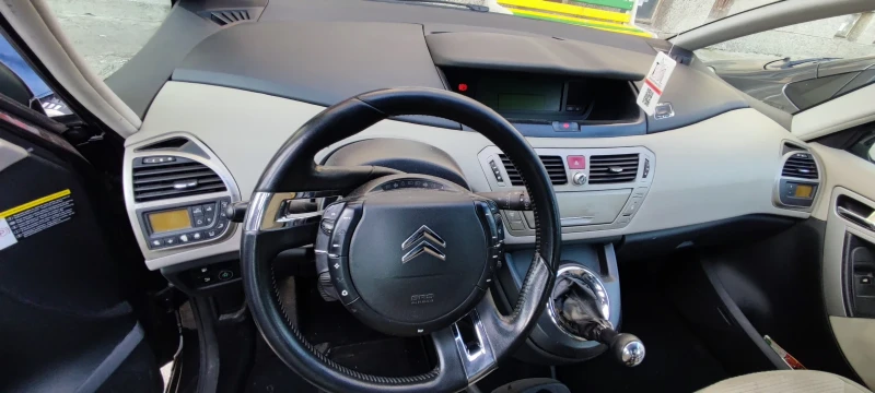 Citroen Grand C4 Picasso, снимка 8 - Автомобили и джипове - 52405931