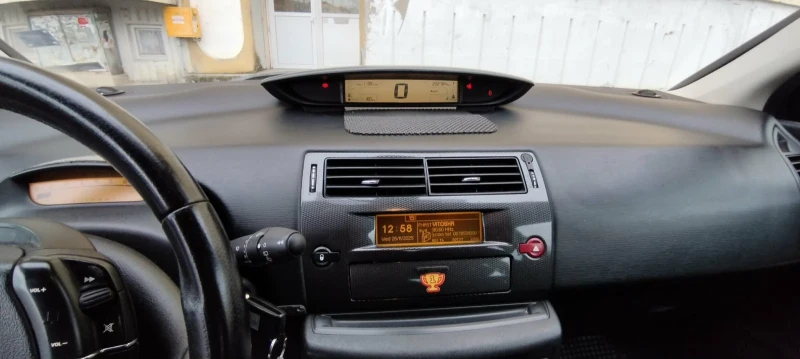 Citroen C4 Vtr 1, 6, снимка 2 - Автомобили и джипове - 52631141