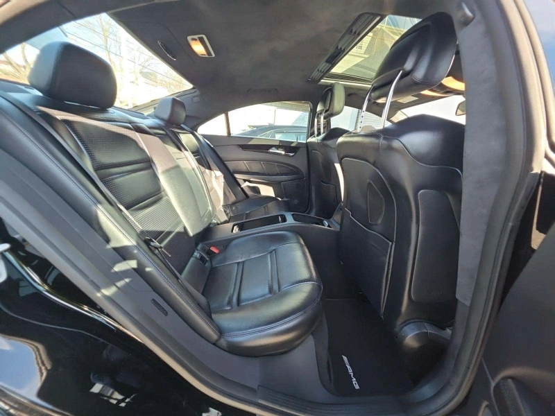 Mercedes-Benz CLS 63 AMG * CARFAX * БЕЗ ПЪРВОНАЧАЛНА ВНОСКА, снимка 11 - Автомобили и джипове - 52740911