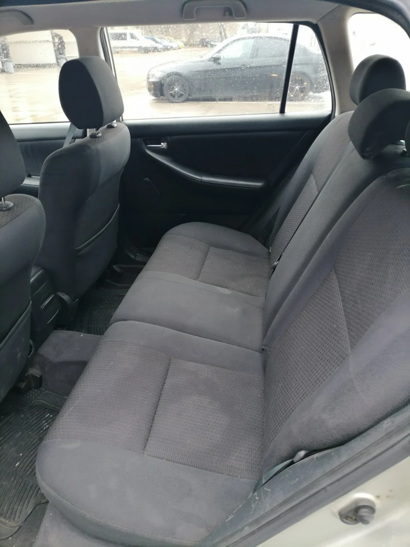 Toyota Corolla 1.4D-4D / 90 к.с. / Автомат, снимка 10 - Автомобили и джипове - 52958260