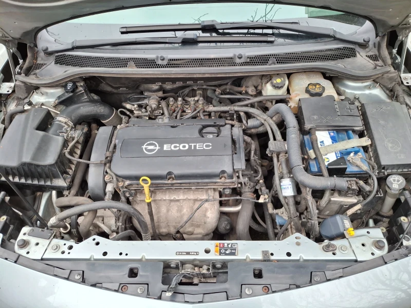 Opel Astra, снимка 17 - Автомобили и джипове - 53067388