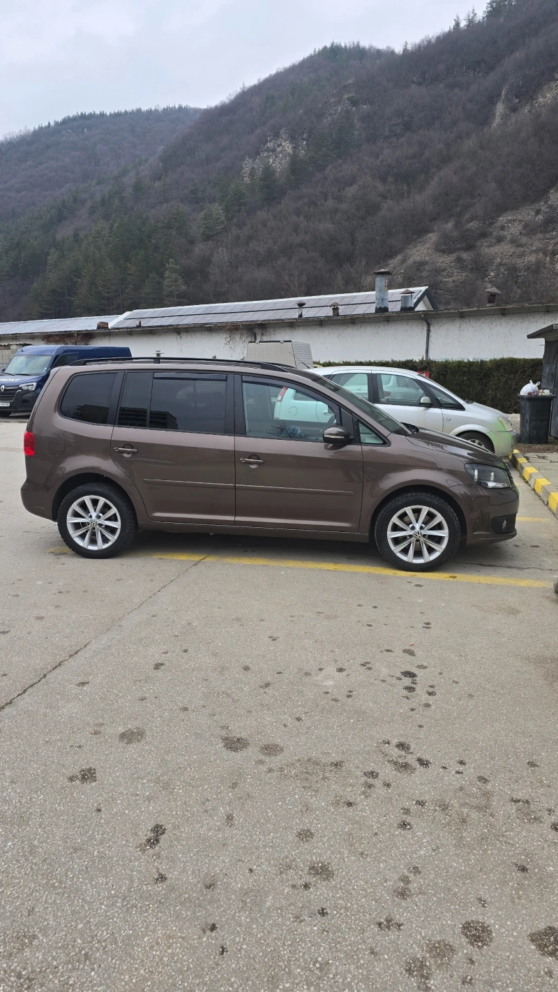 VW Touran 1.4Т-метан, снимка 3 - Автомобили и джипове - 53168679