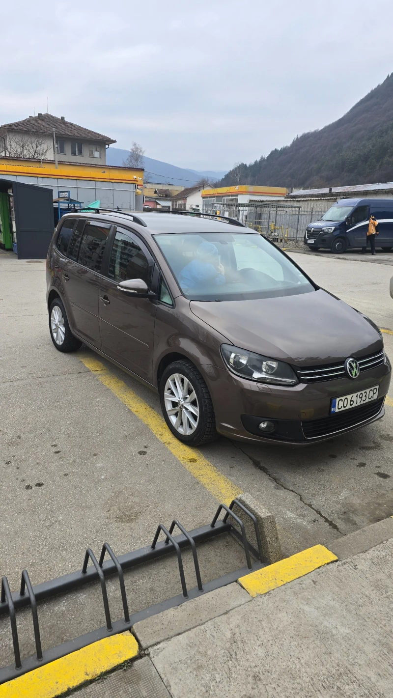 VW Touran 1.4Т-метан, снимка 4 - Автомобили и джипове - 53168679