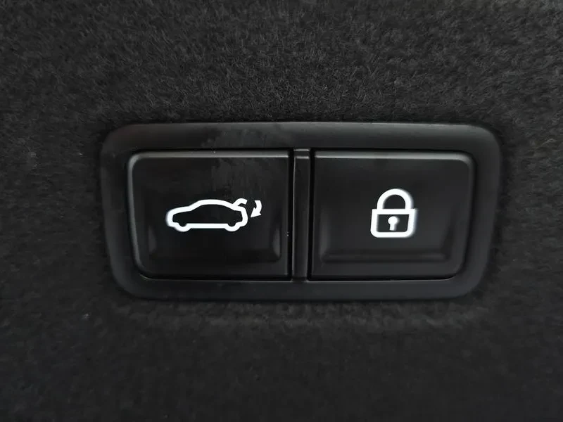Kia K8 2.5 Gasoline 2Wd Noblesse, снимка 15 - Автомобили и джипове - 56736353