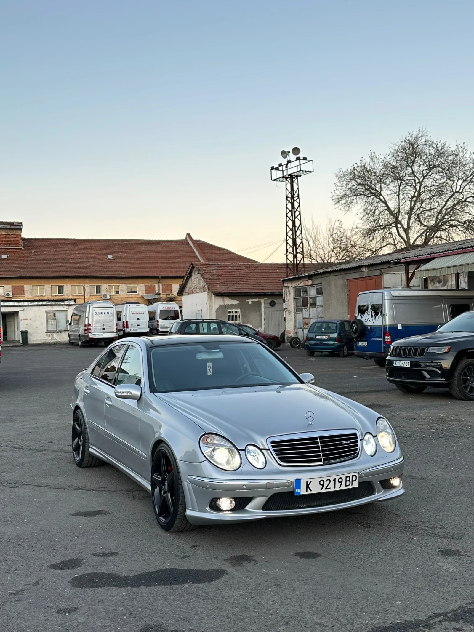 Mercedes-Benz E 500, снимка 1