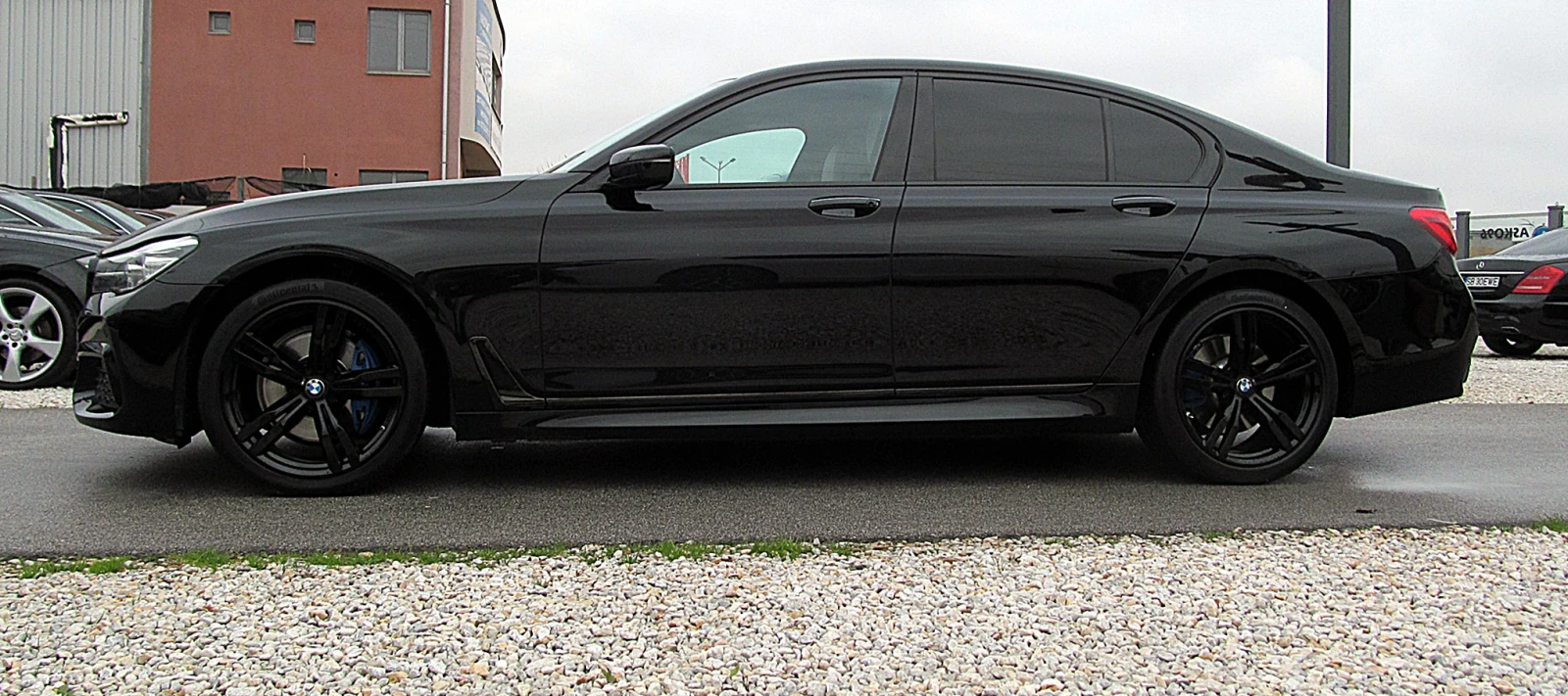 BMW 730 Xdrive/M-paket/INDIVIDUAL/ГЕРМАНИЯ СОБСТВЕН ЛИЗИНГ - изображение 4