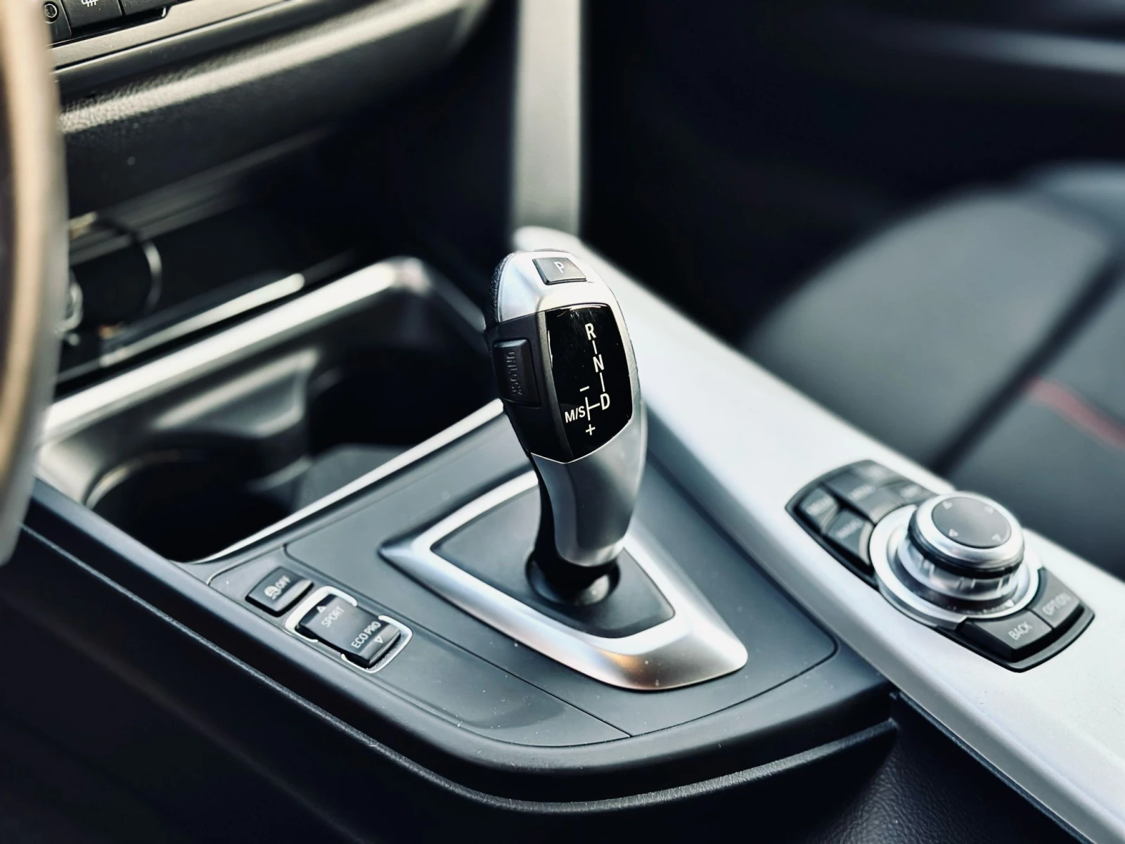 BMW 330 D | Mobile.bg   11