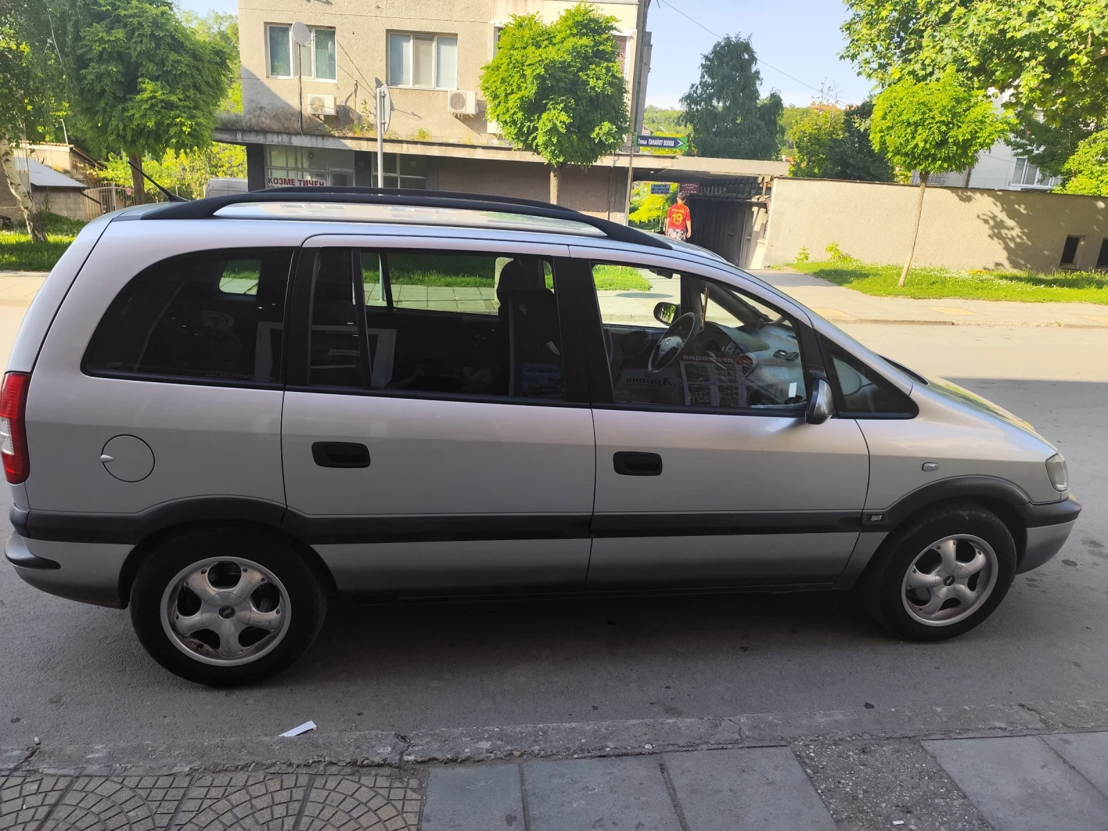 Opel Zafira  - изображение 9