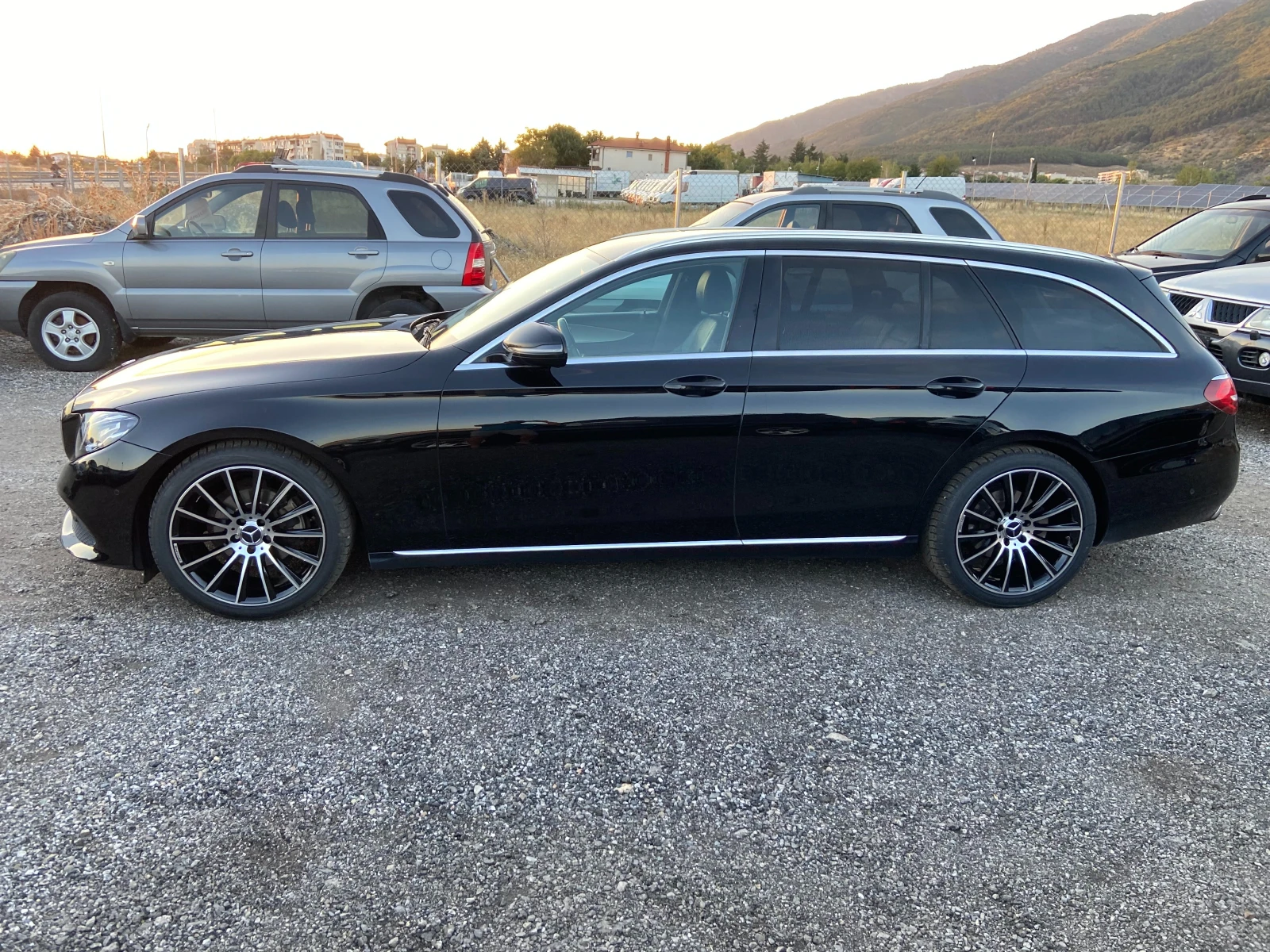 Mercedes-Benz E 220 2018 - изображение 4