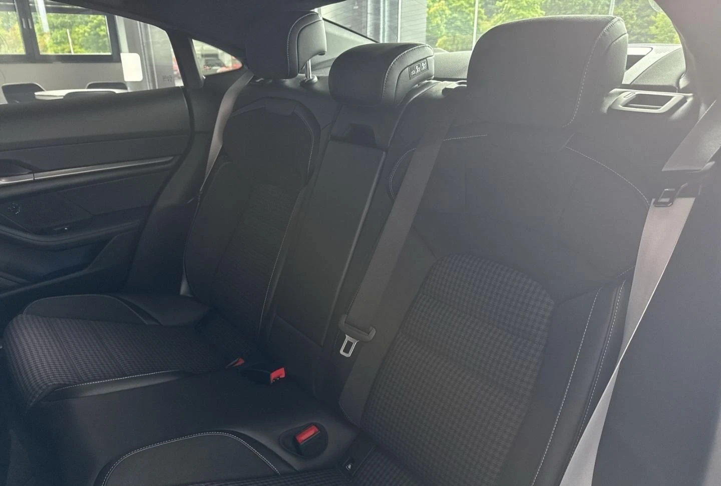 Porsche Taycan 4S/FACELIFT/SPORT CHRONO/BOSE/PANO/360/ | Mobile.bg   17