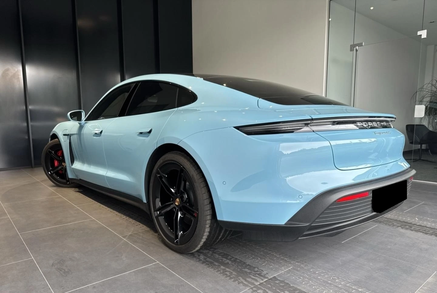 Porsche Taycan 4S/FACELIFT/SPORT CHRONO/BOSE/PANO/360/ - изображение 4