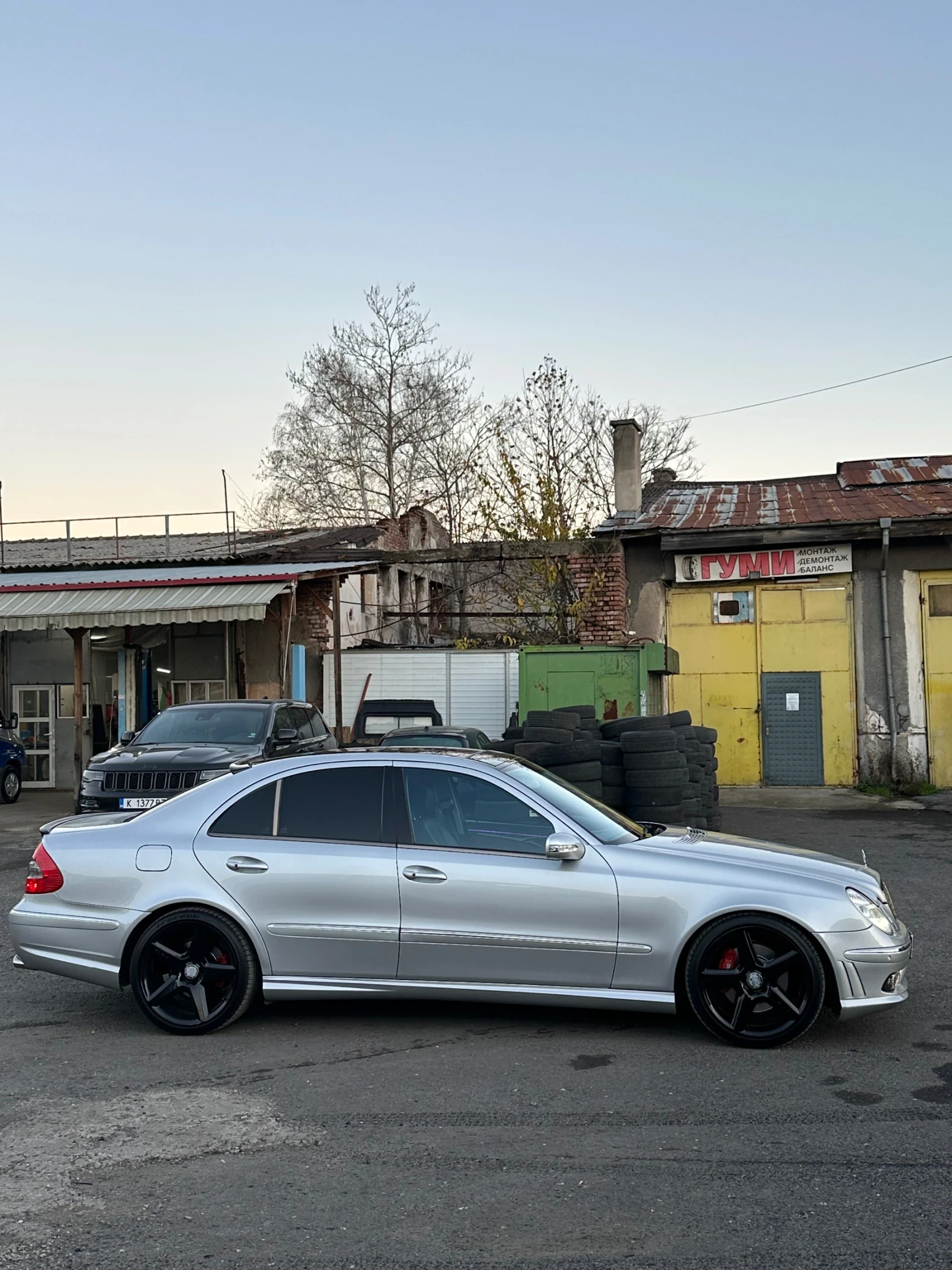 Mercedes-Benz E 500  - изображение 4