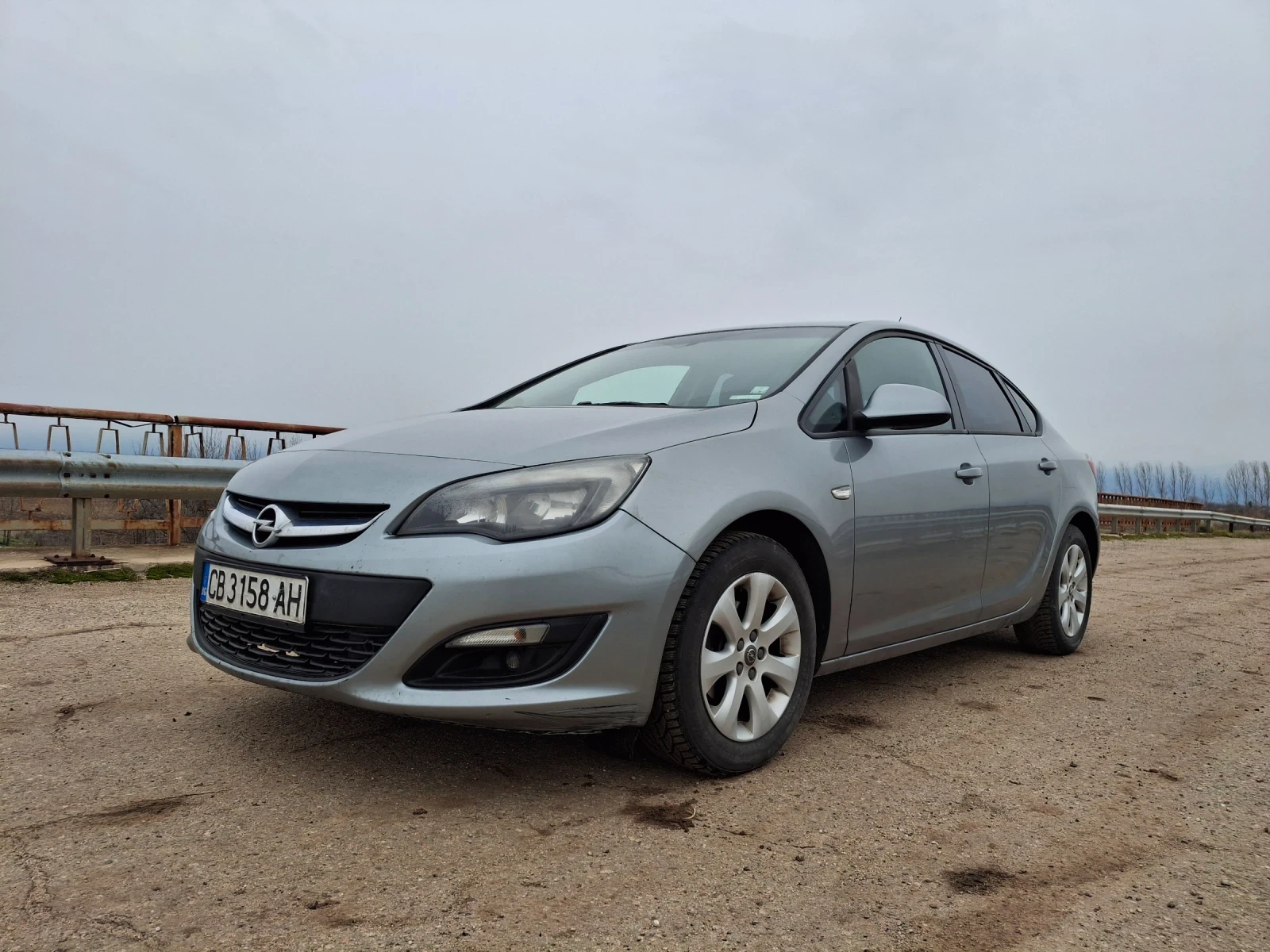 Opel Astra  - изображение 10