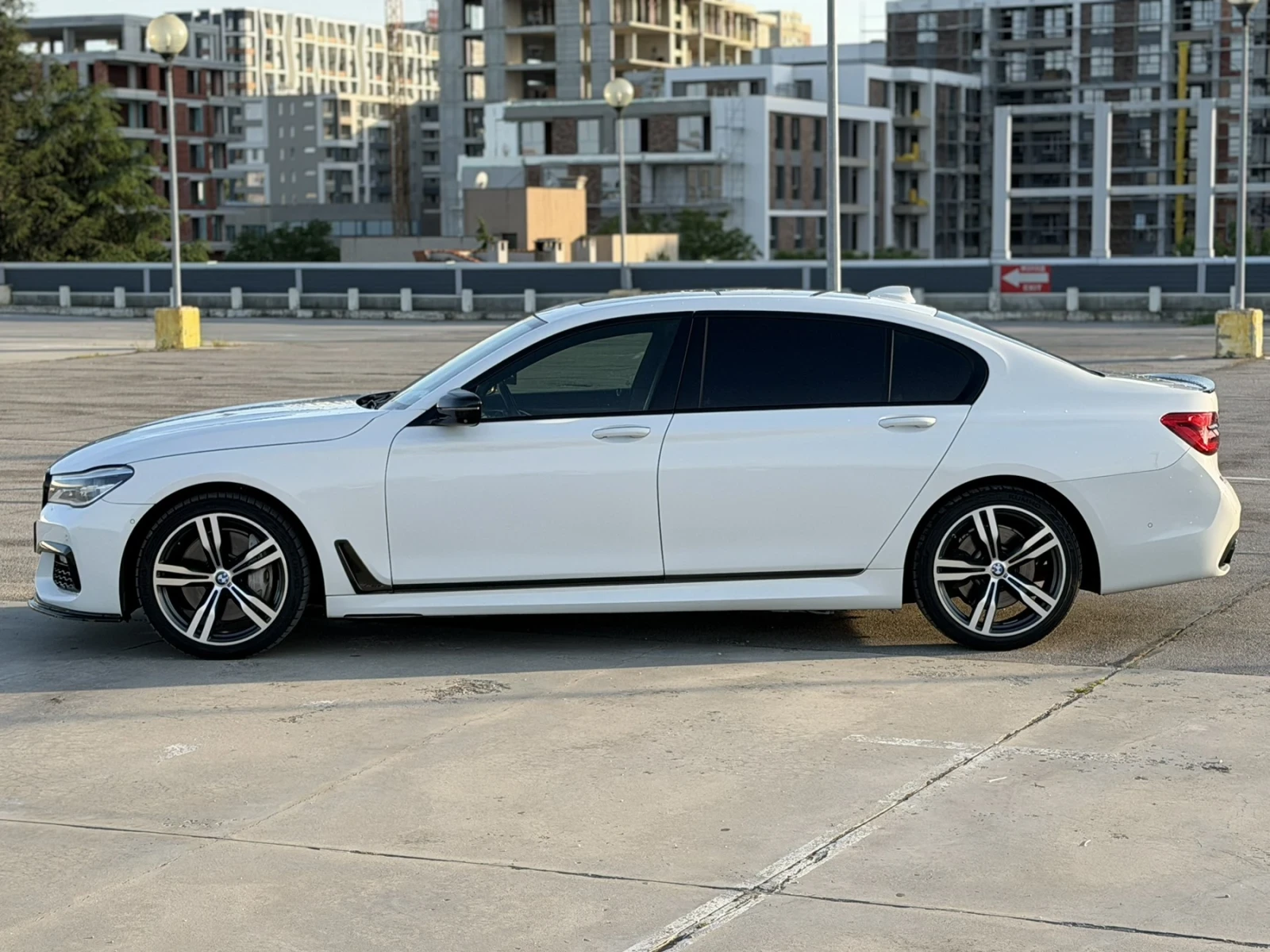 BMW 750 | Mobile.bg � ����������� 4