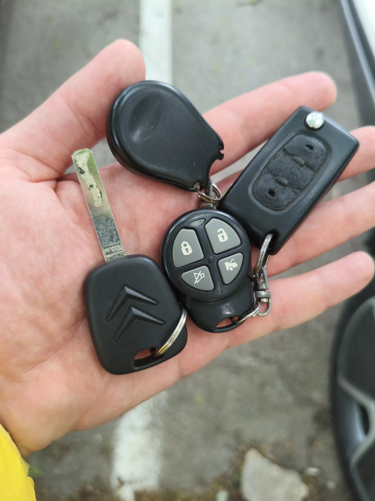 Citroen C4 1.6 HDI, снимка 14 - Автомобили и джипове - 54493810