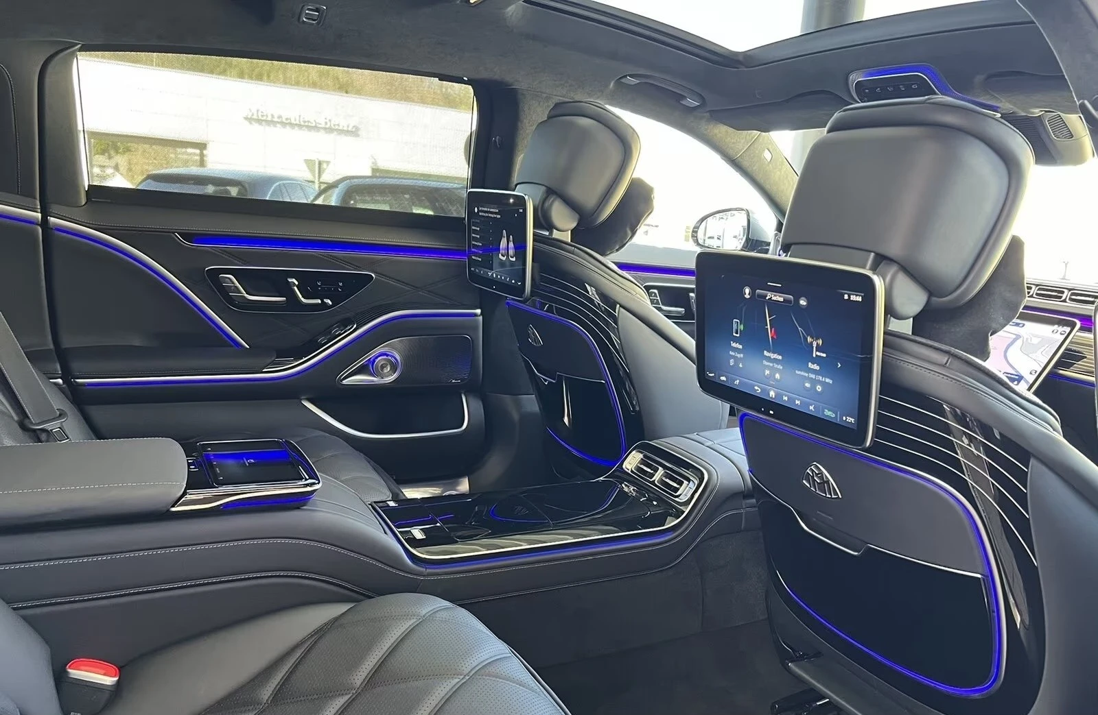 Mercedes-Benz S 580 MAYBACH 4M FIRST-CLASS TWO-TONE BURMESTER-4D TV , снимка 9 - Автомобили и джипове - 54918477
