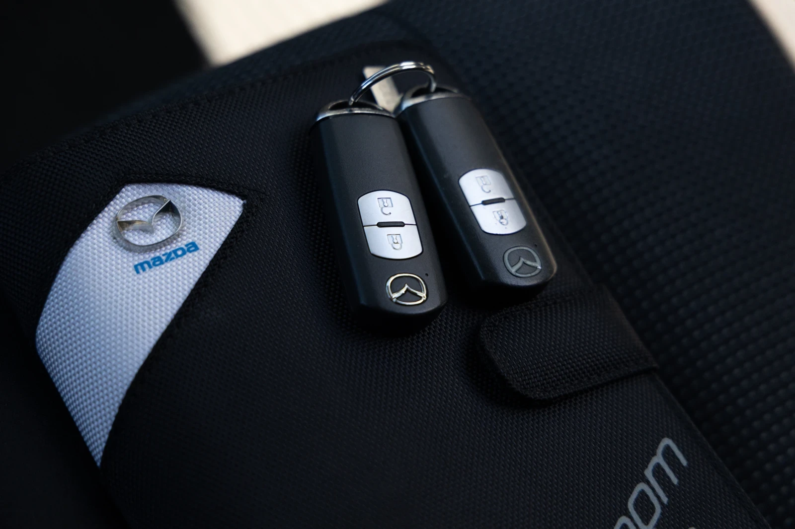 Mazda 2 Mazda 2 keyless, снимка 10 - Автомобили и джипове - 55269624