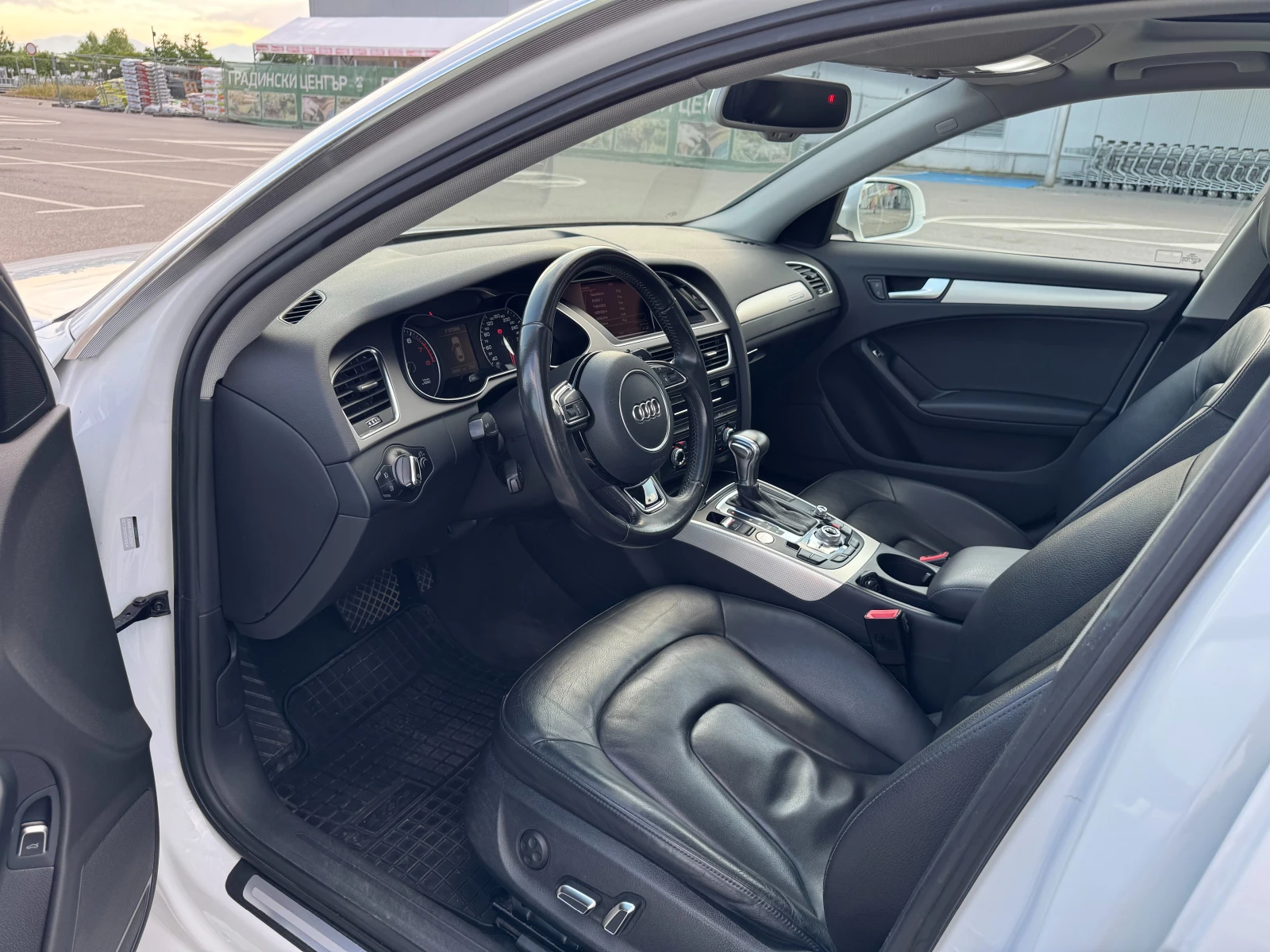 Audi A4 S-line Keyless, снимка 5 - Автомобили и джипове - 55546923