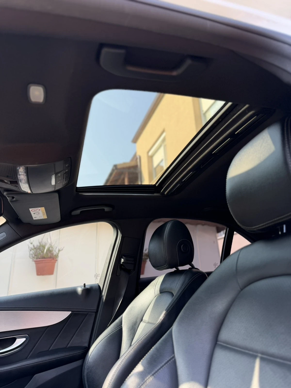 Mercedes-Benz C 220 AMG, снимка 8 - Автомобили и джипове - 55630669