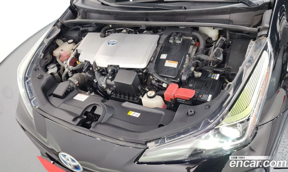 Toyota Prius 1.8, снимка 6 - Автомобили и джипове - 56123267
