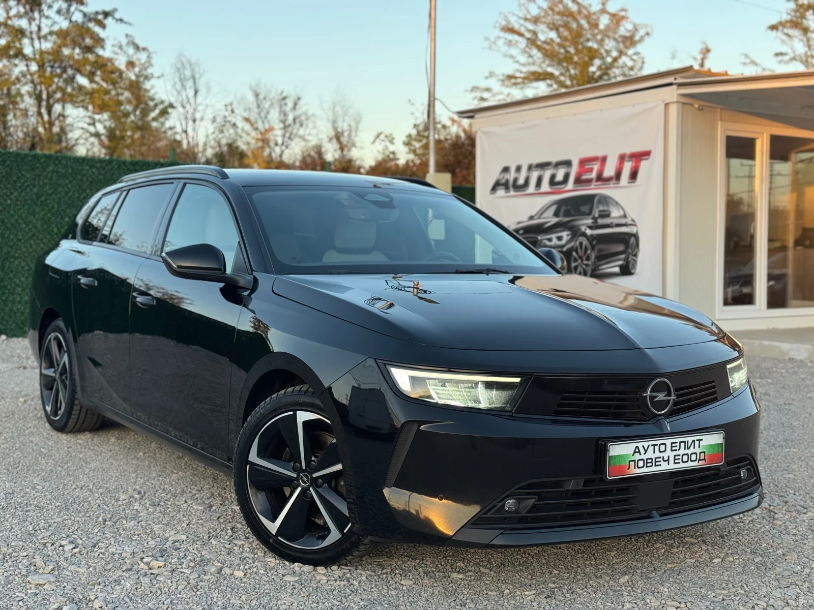 Opel Astra Автоматик, Keyless, 1.5D, CarPlay, 2024г.