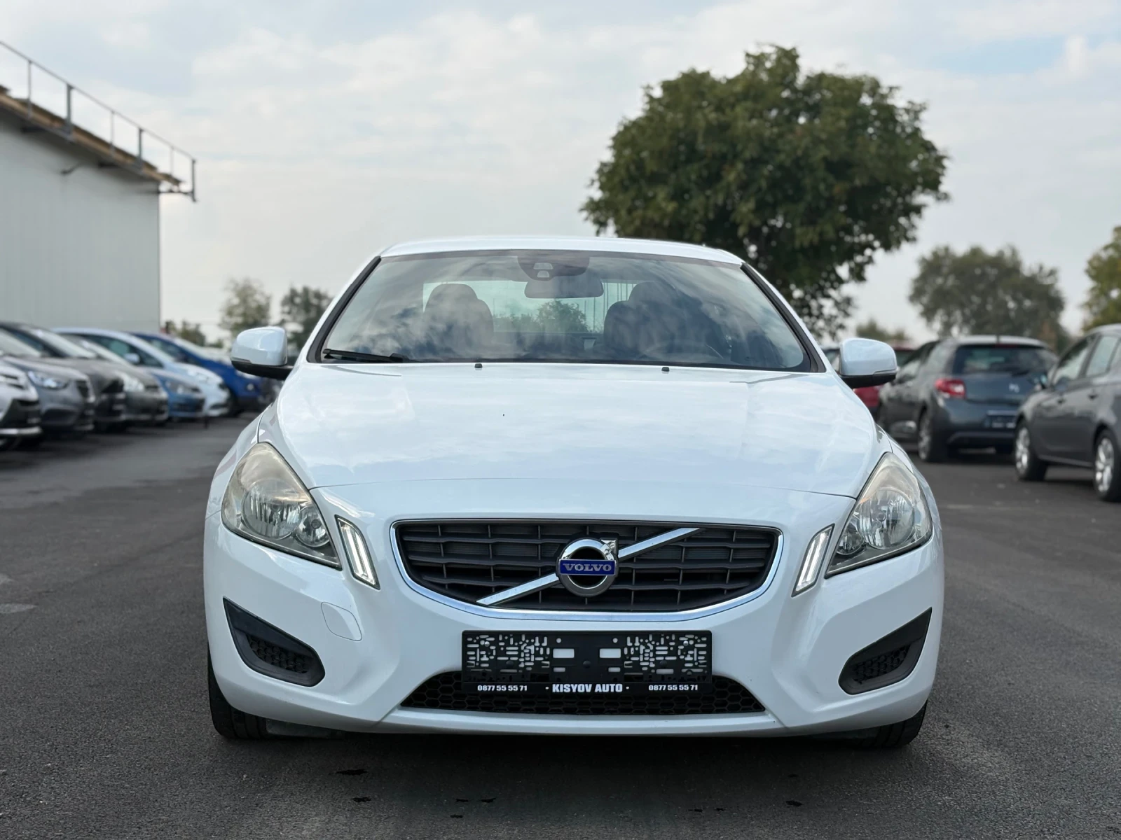 Volvo S60 1.6 eDrive* 114кс* 6ск* , снимка 2 - Автомобили и джипове - 56616845