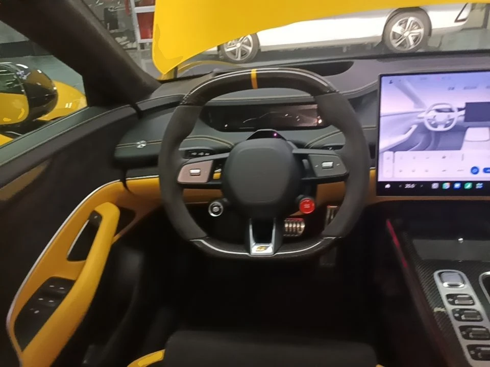 Xiaomi SU7 Ultra Model, снимка 6 - Автомобили и джипове - 56656944
