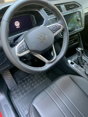 VW Tiguan 2.0 TSI 4motion 25 000км, снимка 14