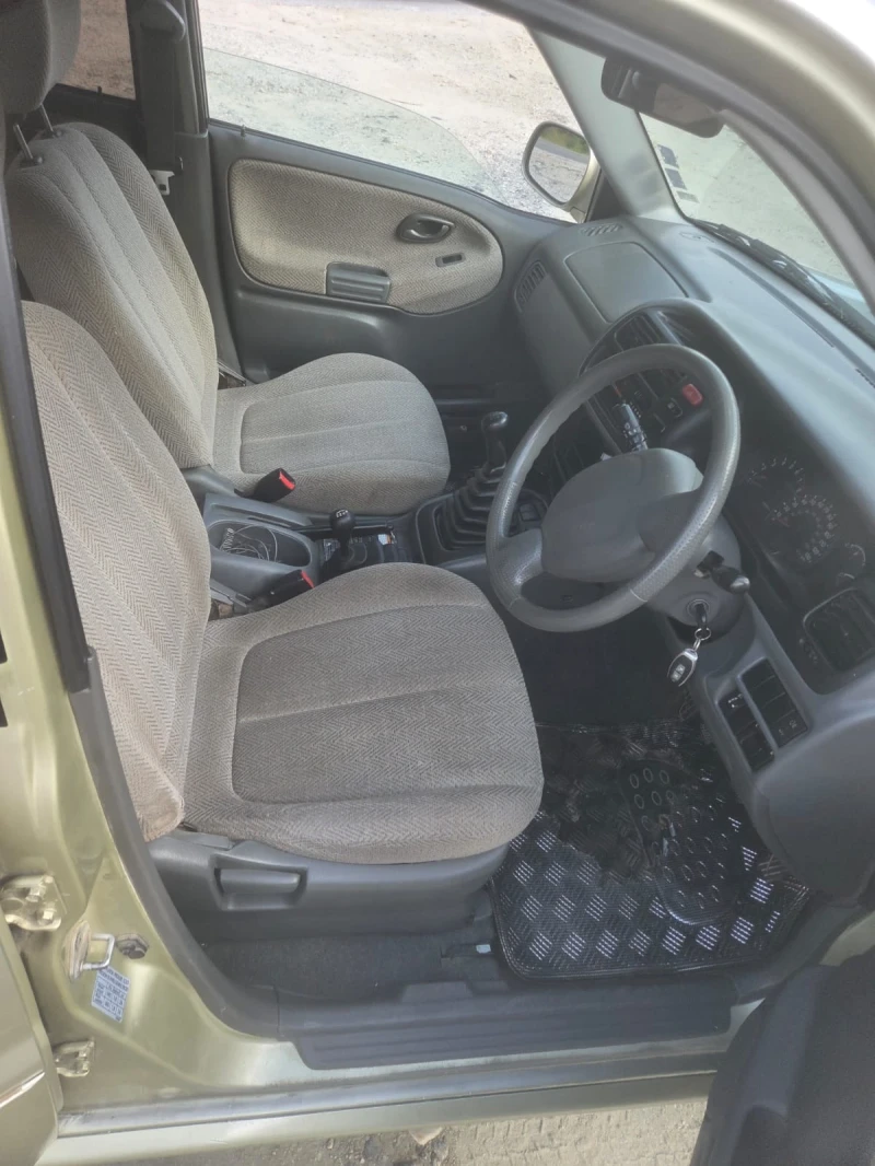 Suzuki Vitara, снимка 4 - Автомобили и джипове - 49786720