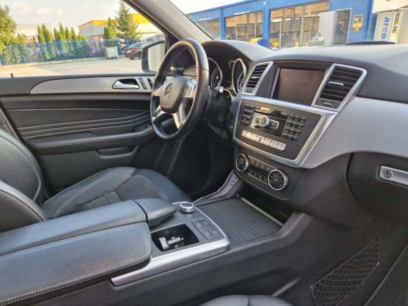 Mercedes-Benz ML 350 3.5CDI AMG OPTICA /ECO/START STOP/EDITIONШвейцария, снимка 15 - Автомобили и джипове - 48215317