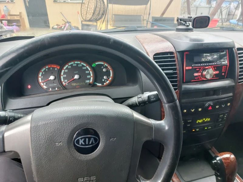 Kia Sorento, снимка 7 - Автомобили и джипове - 48991521