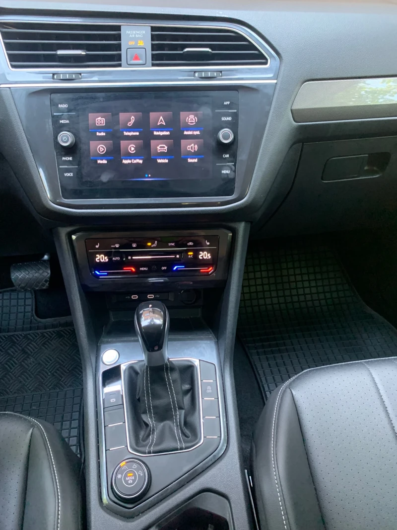 VW Tiguan 2.0 TSI 4motion 25 000км, снимка 16 - Автомобили и джипове - 52407673