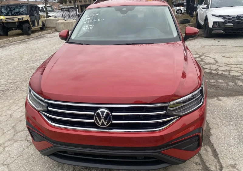 VW Tiguan 2.0 TSI 4motion 25 000км, снимка 3 - Автомобили и джипове - 52407673