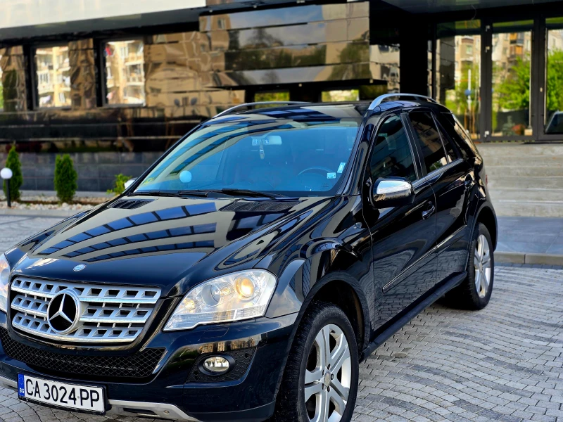 Mercedes-Benz ML 350 4 MATIC, снимка 3 - Автомобили и джипове - 51504147