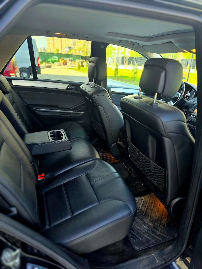 Mercedes-Benz ML 350 4 MATIC, снимка 9 - Автомобили и джипове - 51504147