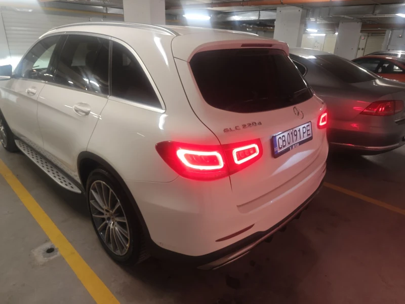 Mercedes-Benz GLC 220, снимка 6 - Автомобили и джипове - 53467835