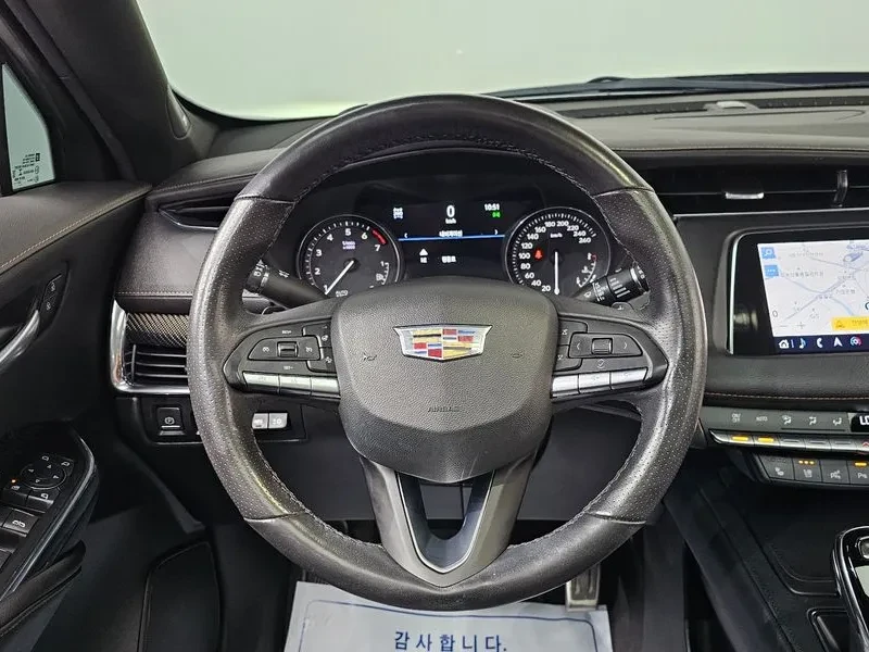 Cadillac XT4 2.0 Sports Awd, снимка 12 - Автомобили и джипове - 55088861