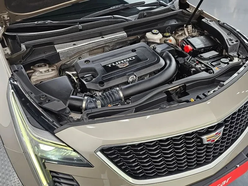 Cadillac XT4 2.0 Sports Awd, снимка 6 - Автомобили и джипове - 55088861