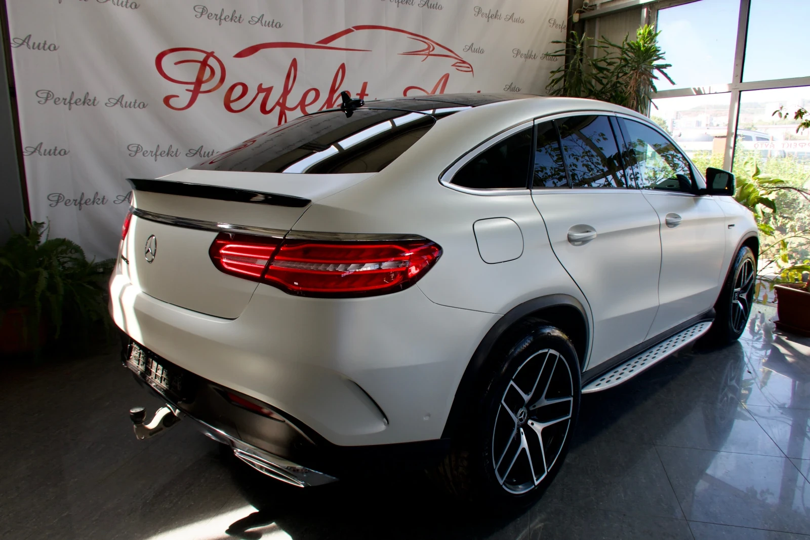 Mercedes-Benz GLE Coupe 350d 4 MATIC * AMG PACKET* Панорама * HARMAN/KARDO - изображение 4