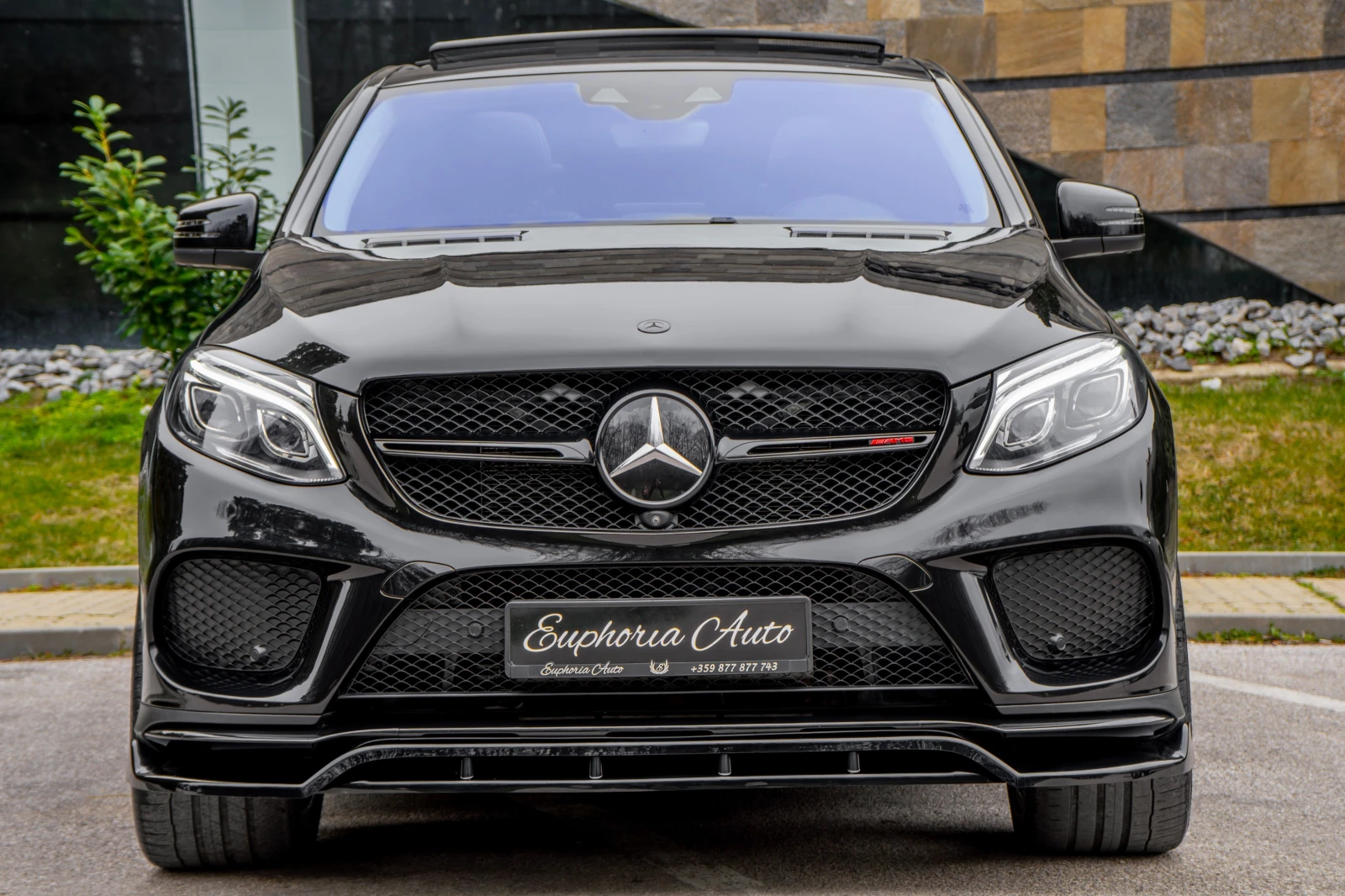 Mercedes-Benz GLE 43 AMG * 3xTV* PANORAMA* SOFTCLOSE* CARBON FIBER* 360CAM*, снимка 8 - Автомобили и джипове - 53714634