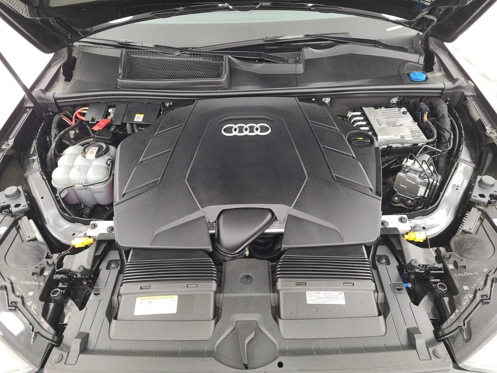 Audi Q7 Progressiv 55 TFSI quattro, снимка 10 - Автомобили и джипове - 54427496