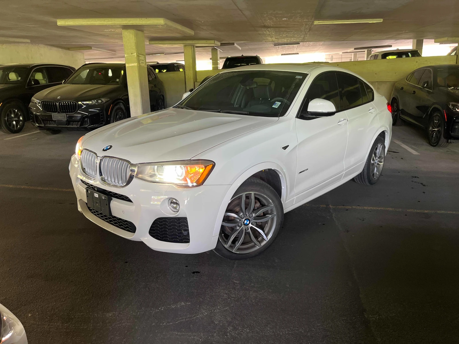 BMW X4 xDrive28i * CARFAX * АВТО КРЕДИТ * 
