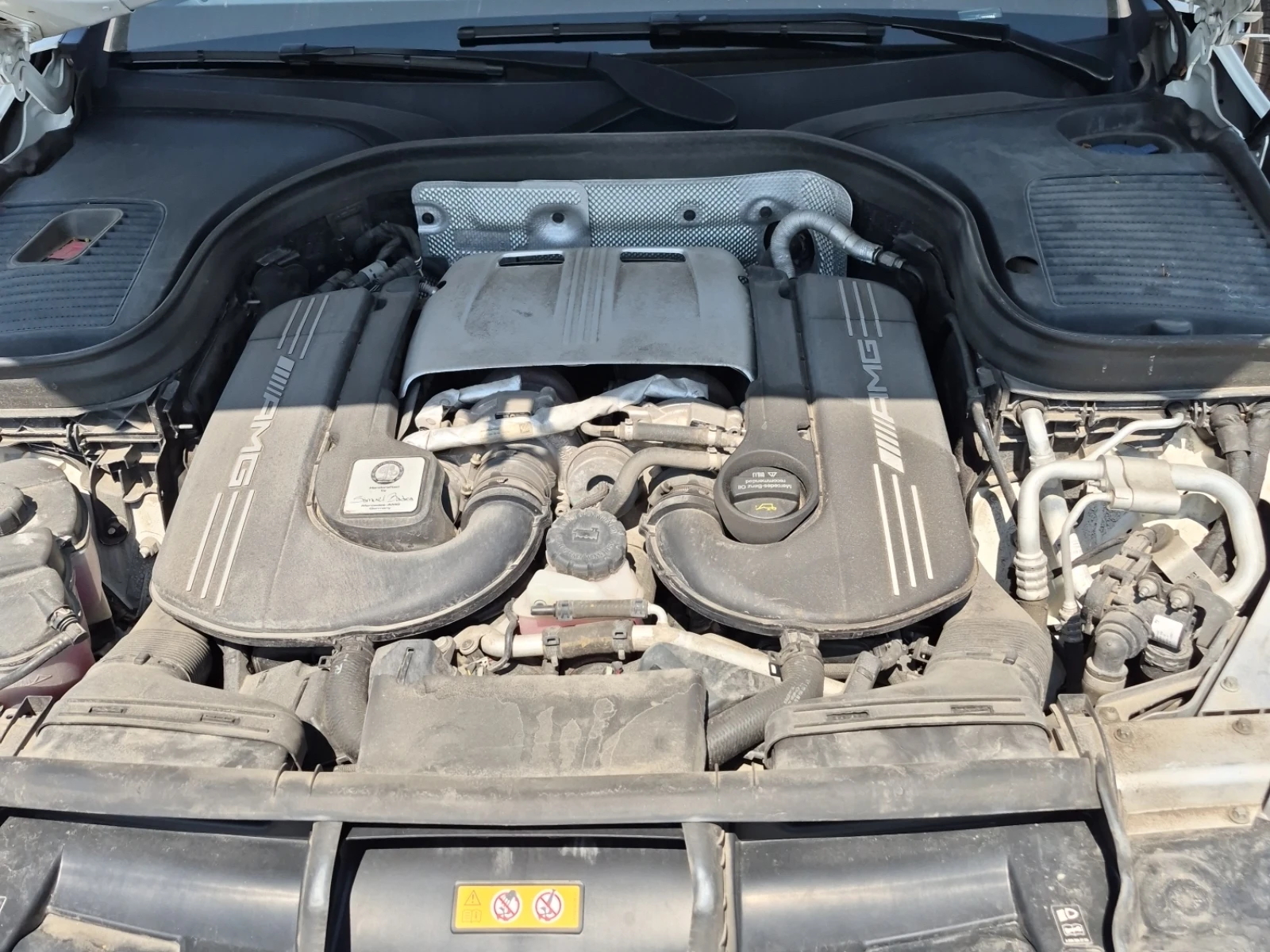 Mercedes-Benz GLC 63 AMG S 4MATIC+ , снимка 15 - Автомобили и джипове - 54720505