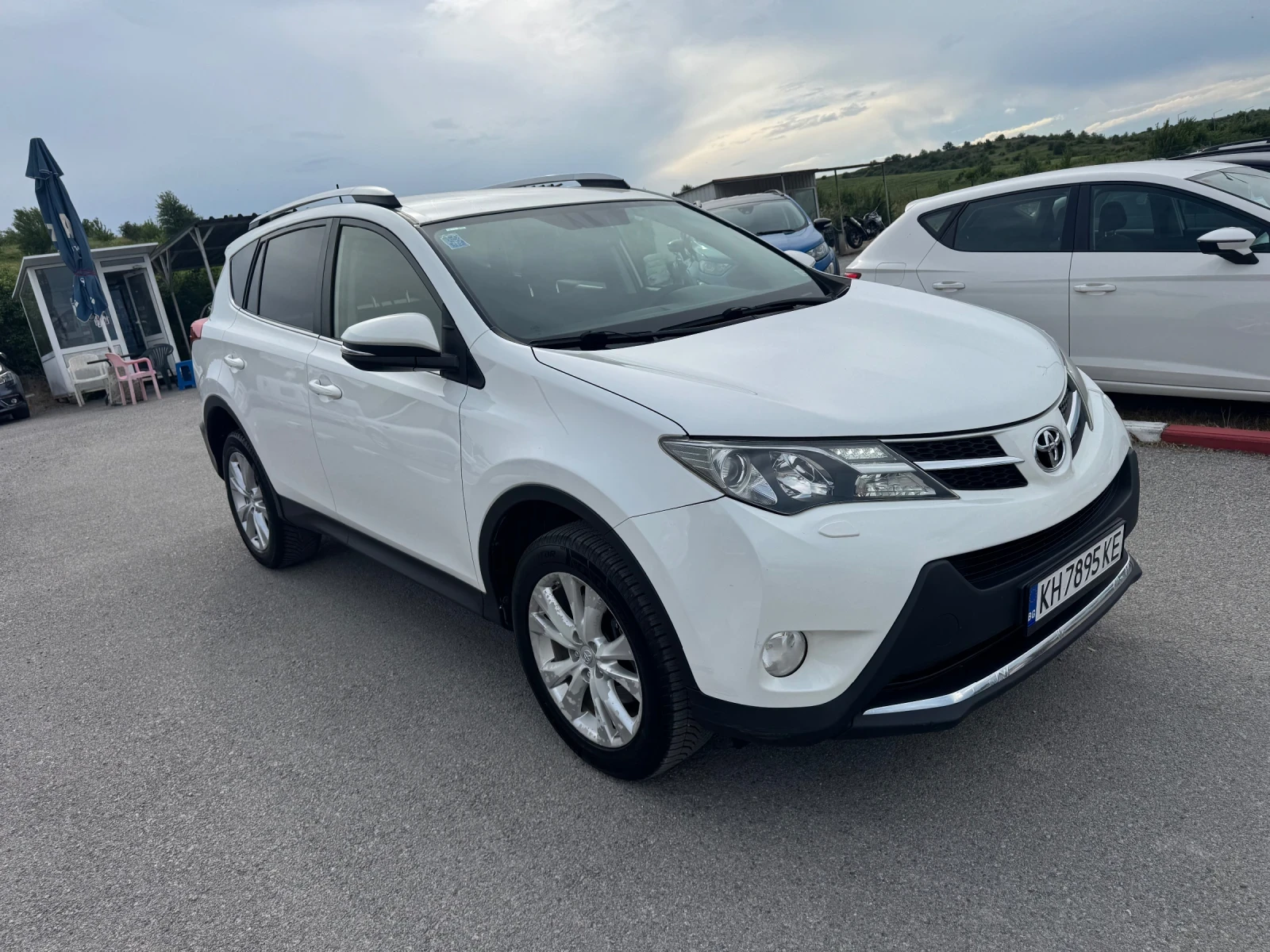 Toyota Rav4 2.2 D-4D AWD, снимка 3 - Автомобили и джипове - 54866632