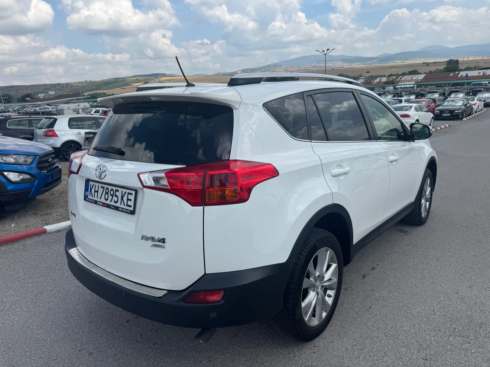 Toyota Rav4  2.2 D-4D 4x4 Навигация, Камера, Рейлинг и мн. др., снимка 5 - Автомобили и джипове - 54866632