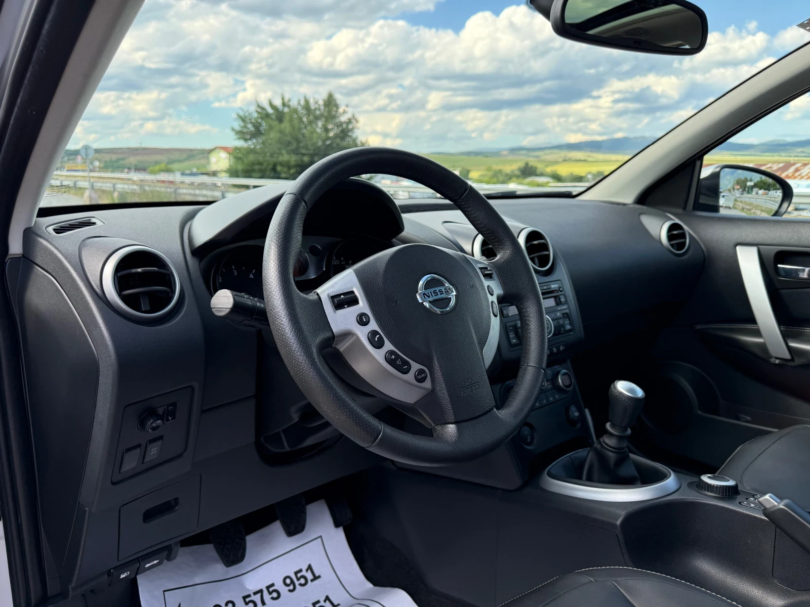 Nissan Qashqai 2.0-dci-4x4-TEKNA-УНИКАТ-ПАНОРАМА-КСЕНОН-ПОДГРЕВ, снимка 8 - Автомобили и джипове - 54931398